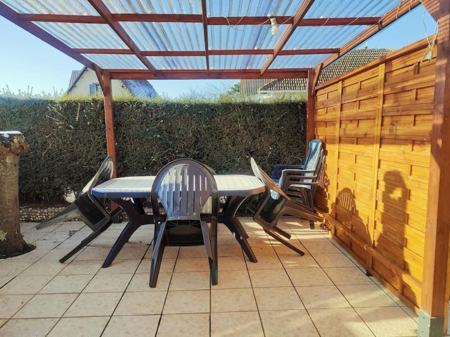 Maison Cosy A Proximite De La Plage Hermanville-sur-Mer Buitenkant foto